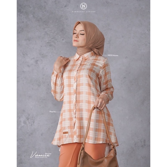 VERONICA BLOUSE BY NADHEERA LUXURY