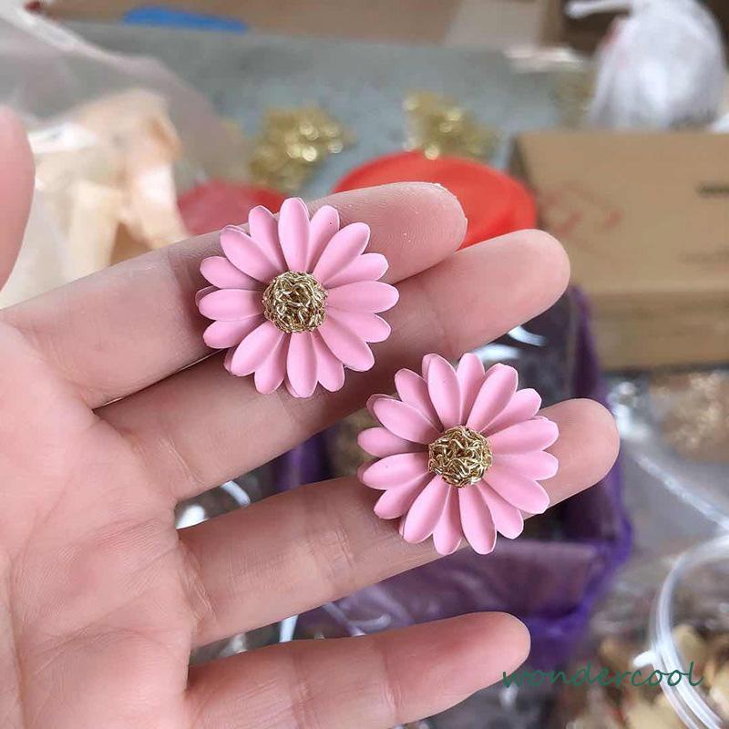 Anting Bunga Matahari Daisy Krisan Korea Fashion Sederhana Gaya Untuk Wanita-Won