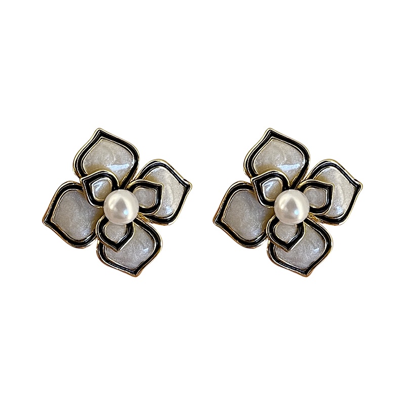 Anting Stud Desain Bunga Kamelia Aksen Mutiara Bahan S925 Silver Gaya Retro