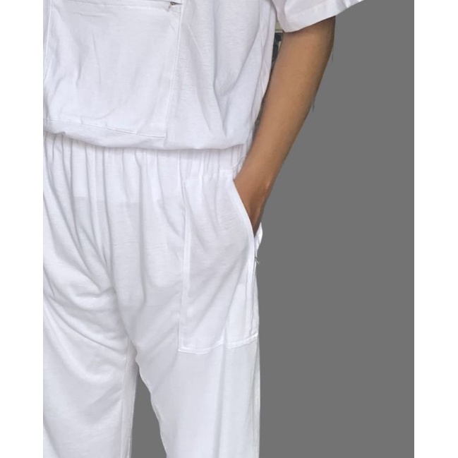 PAKET HEMAT 3 in 1 dapet sandal-celana-kaos oblong