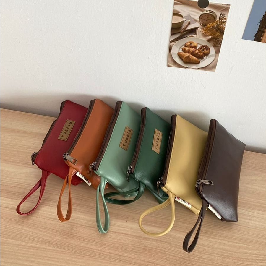 Pouch Medium / tempat pensil medium By tweely