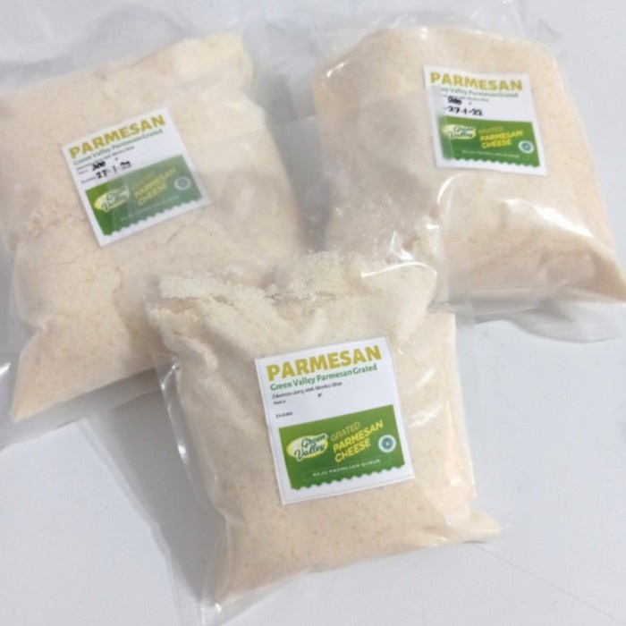 

T0P KEJU PARMESAN BUBUK GREEN VALLEY 250 GR / PARMESAN CHEESE 250 GR NICE