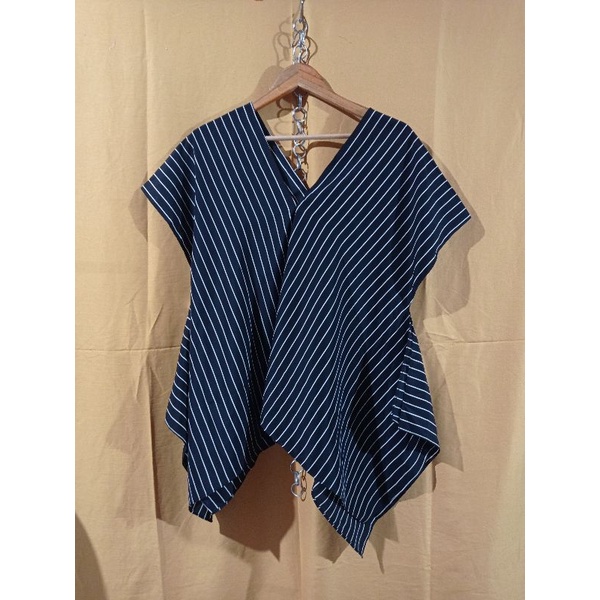 tunik salur V