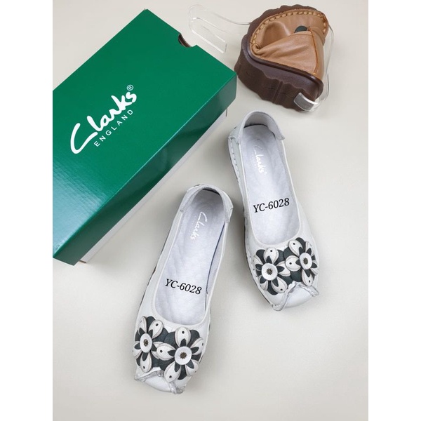 Clarks Flat Flower YC-6028 / Sepatu wanita Clarks / Clarks wanita Flat flower