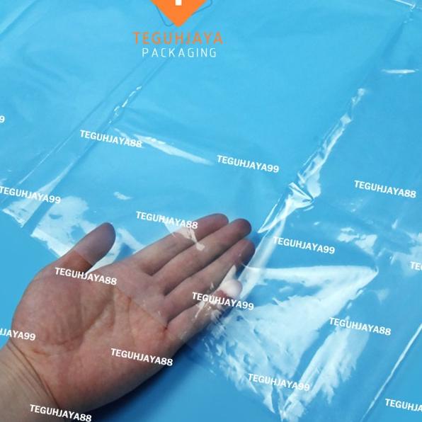 

Plastik PE Cor Lembaran 1,5m x 25m x 03 khusus Pengiriman Instant