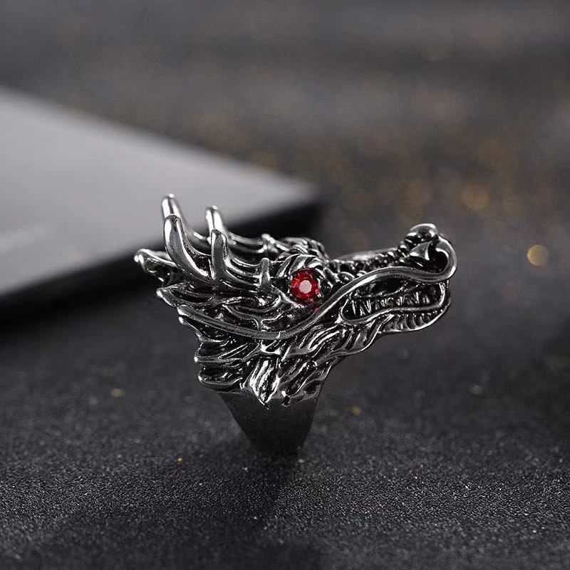 Cincin Pria Lapis Silver Gaya Klasik Rock Untuk Pesta