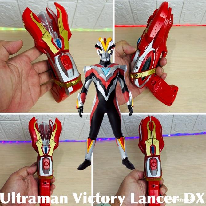 Mainan Ultraman Victory DX Lancer Transformation