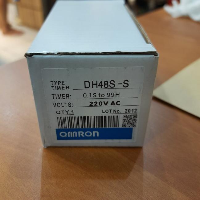 OMRON DH48S-S RELAY TWIN COUNTER DH48S - 24v