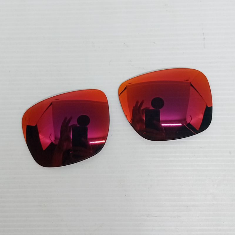 Oakley Holbrook dark red polarized lens