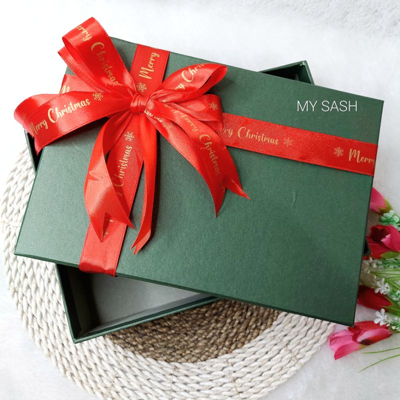 

Box kado spesial Christmas Kotak kado tema Natal