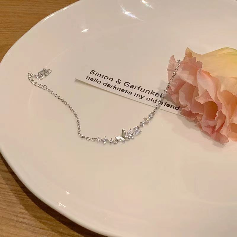 Gelang Tangan Alloy Aksen Kupu-Kupu Hias Berlian Imitasi Untuk Wanita Butterfly