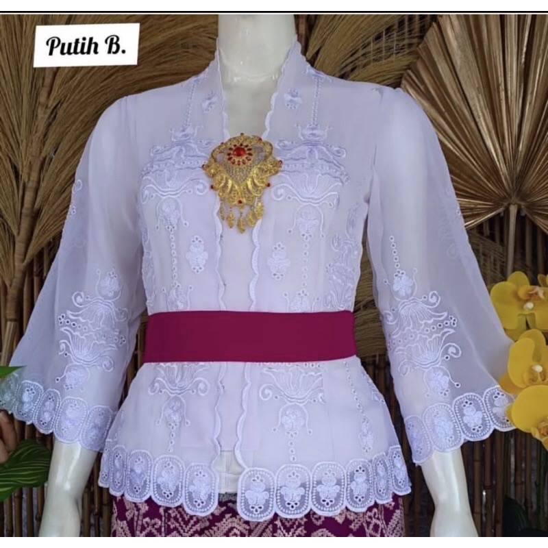kebaya bordir bali// kebaya bordir jadi// kebaya bordir murah/ kebaya bordir terbaru
