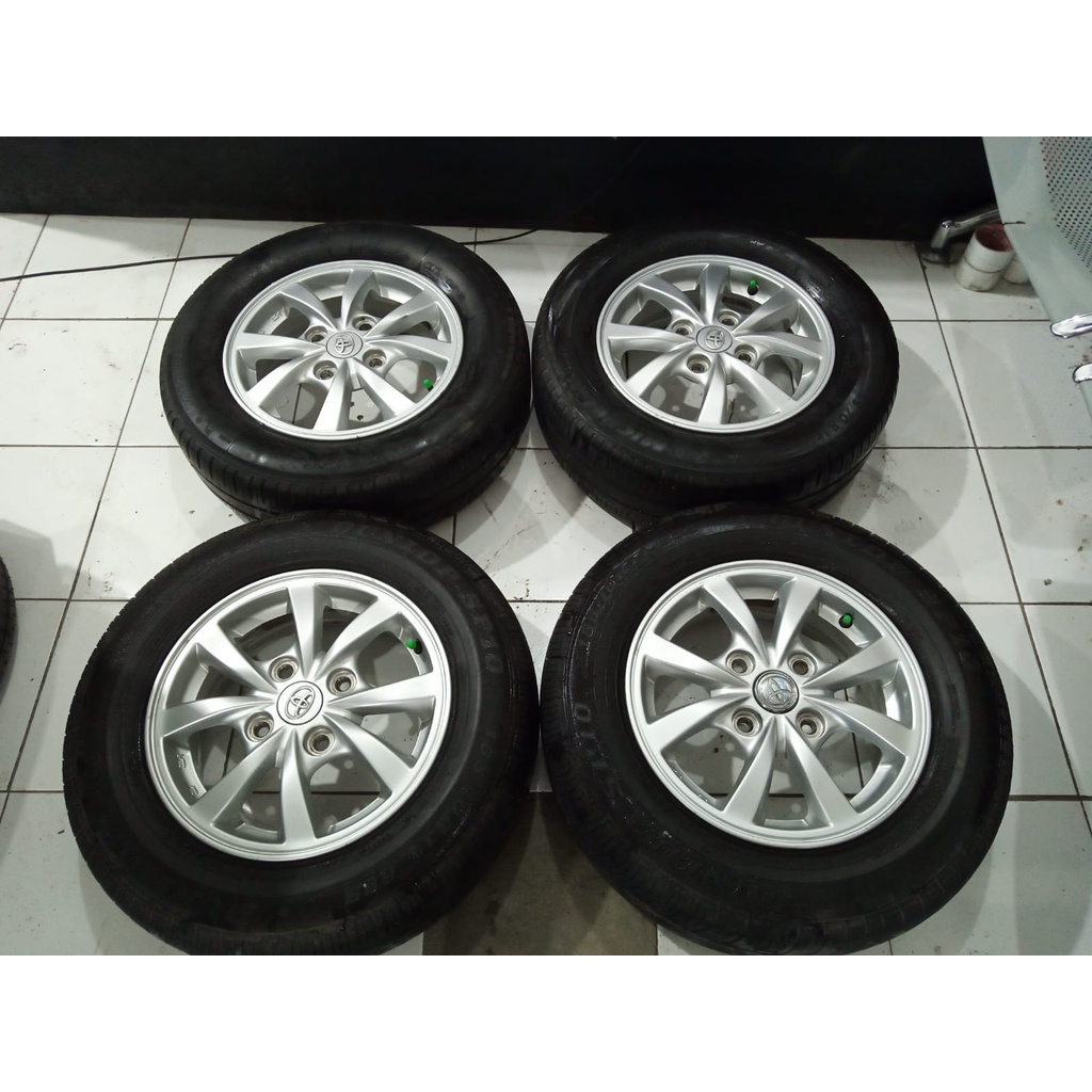VELG MOBIL SECOND STANDAR AVANZA RING 14 LEBAR 5 PCD 4X114 ET 45 +BAN DLP(2) 185 70 R14