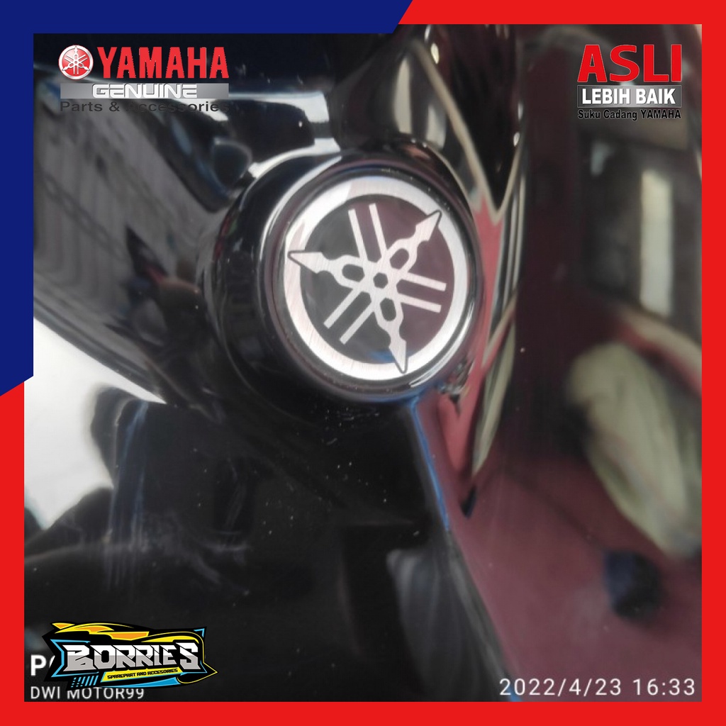 EMBLEM PANEL TAMENG DEPAN THAILAND MIO SPORTY SMILE SILVER ORIGINAL