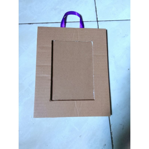 

Pigura Polos Bingkai Kardus Buat Kerajinan Anak Sekolah