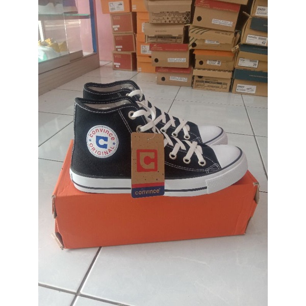 Sepatu Sekolah Convince