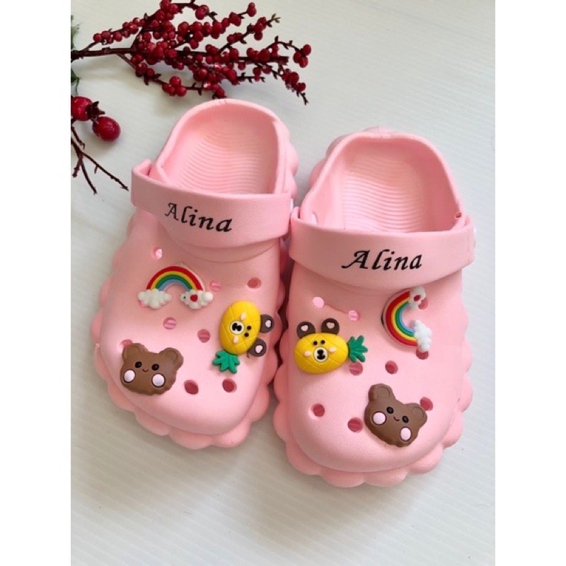 Sandal anak baim jibbitz pelangi