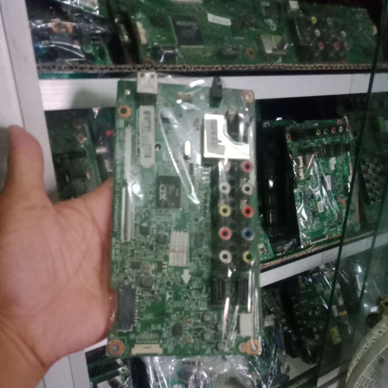 MAINBOARD Mobo MB TV LED LG TYPE 32lb550  32LB550A