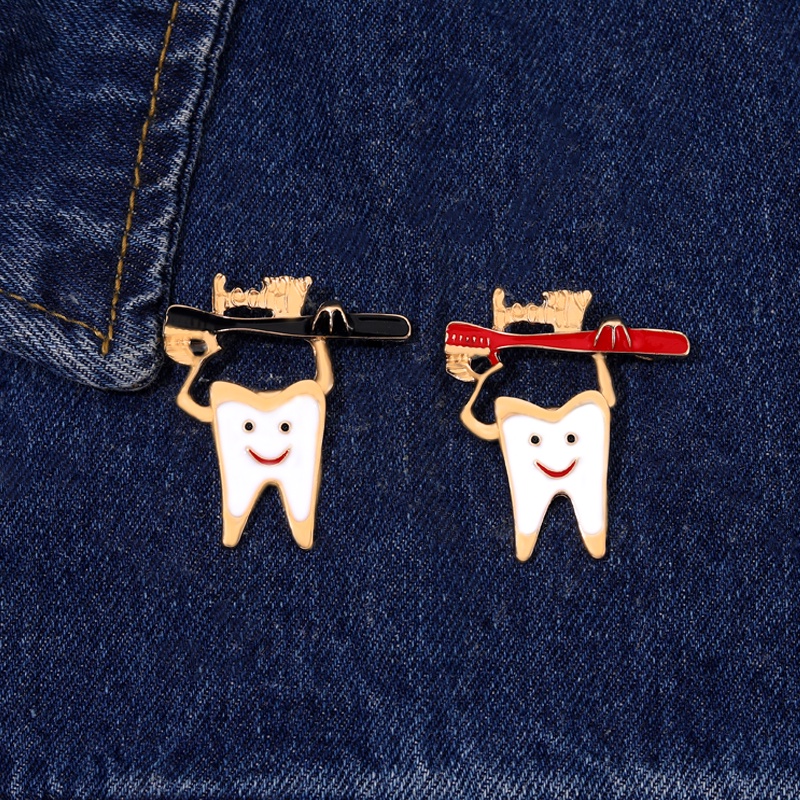 Bros Pin Bentuk Gigi Lucu Gaya Klasik Untuk Aksesoris Tas Ransel