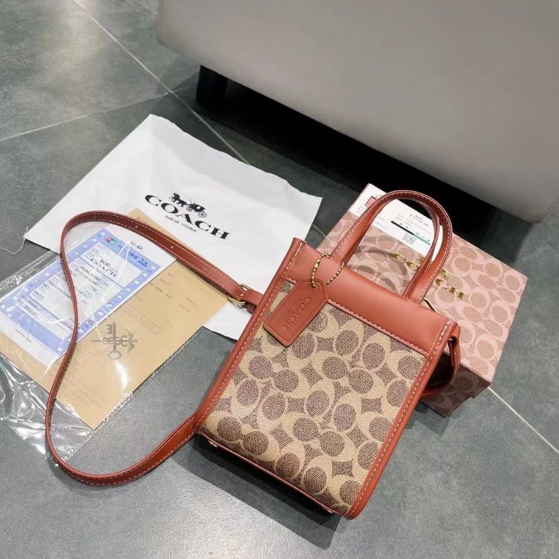 Image of COACH PHONE BAG size 14 x 7 x 17cm #5