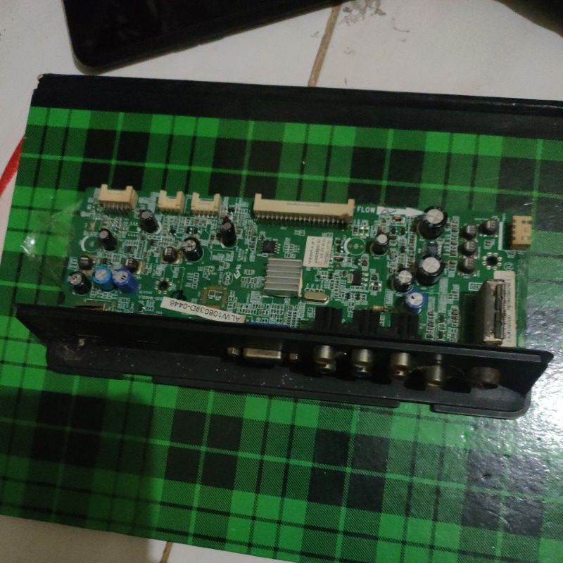 MB POLYTRON PLD 32D700