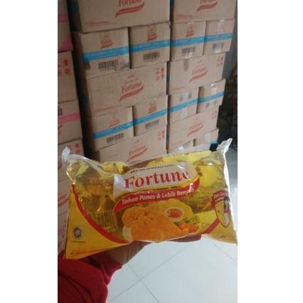 

と minyak goreng fortune pilow/ bantal 1L ぼ