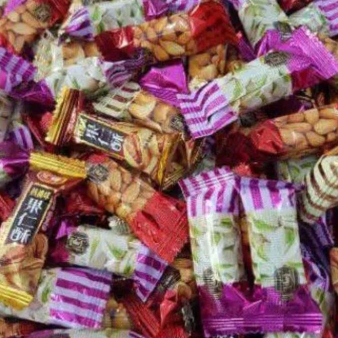 

TERLARIS permen teng teng kacang 500gr /PERMEN LUNAK/PERMEN VIRAL/PERMEN MILO/PERMEN YUPI/PERMEN JADUL/PERMEN KARET