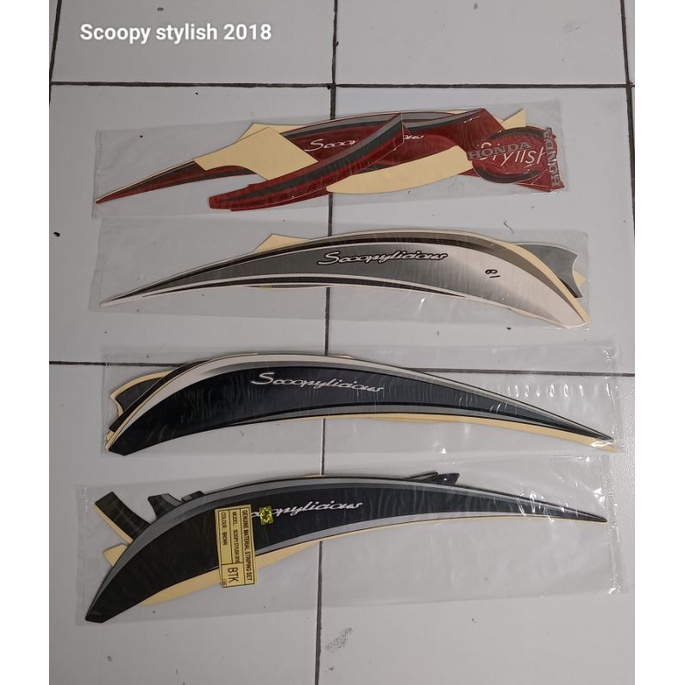 Striping Stiker Bodi Honda Scoopy Stylish 2018