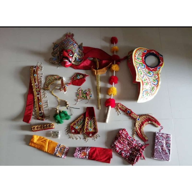 Baju/ Kostum Klono Sewandono