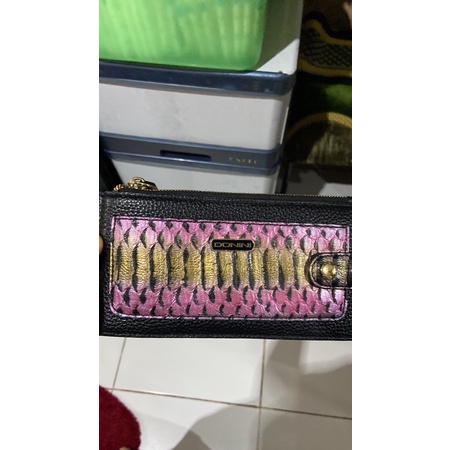 prelove dompet donini masih bagus⭕️⭕️SOLD⭕️⭕️⭕️