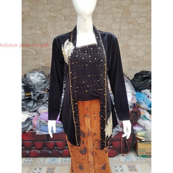 kebaya kutubaru/kebaya bludru payet/kebaya bludru Kebaya Bludru