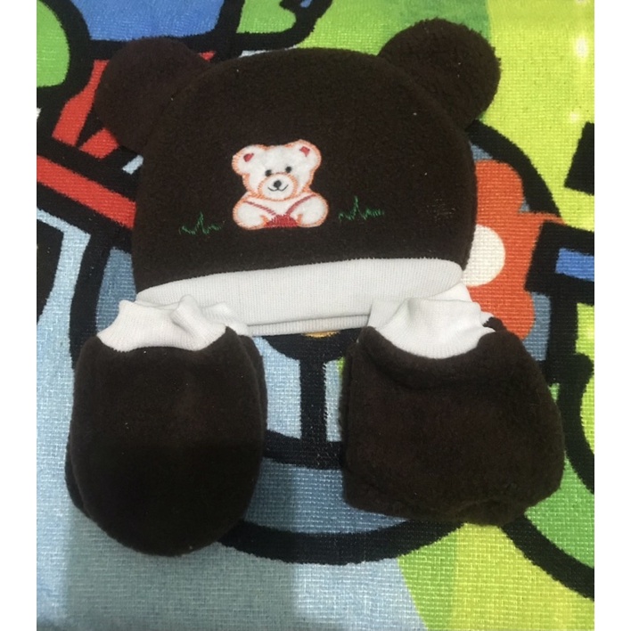 PRELOVED TOPI DAN KACAMATA JEMUR BAYI NEWBORN
