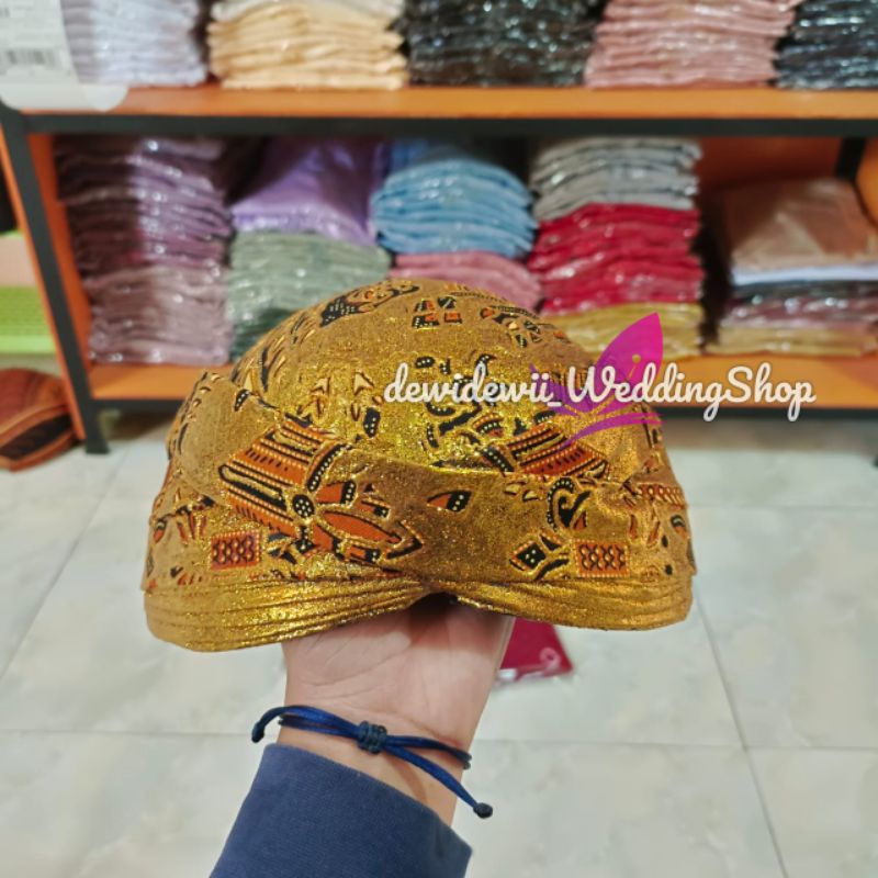 Blangkon Solo Pengantin / Motif Semen Romo Prodo Full Gold