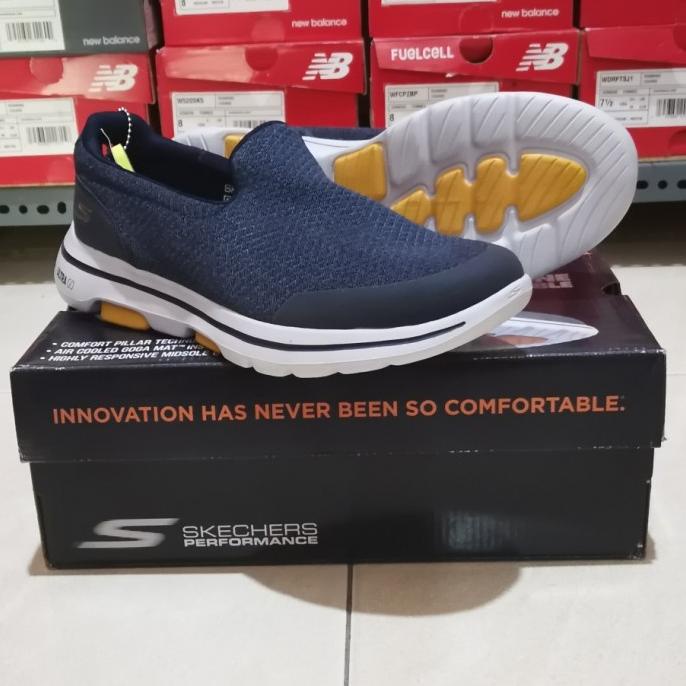 Skechers Go Walk 5 Sparrow Original BNIB