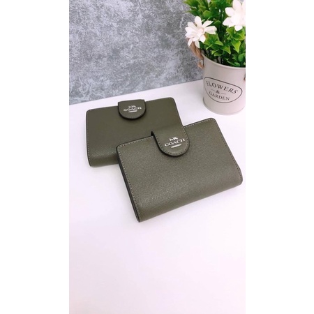 Dompet Wanita Coach Medium Corner Zip Surplus hijau
