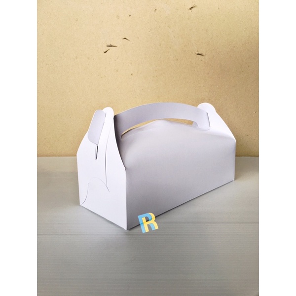 

Gable Box Putih: 24x10x7 cm / IVORY LAMINASI / hampers / box lebaran / box toples kue