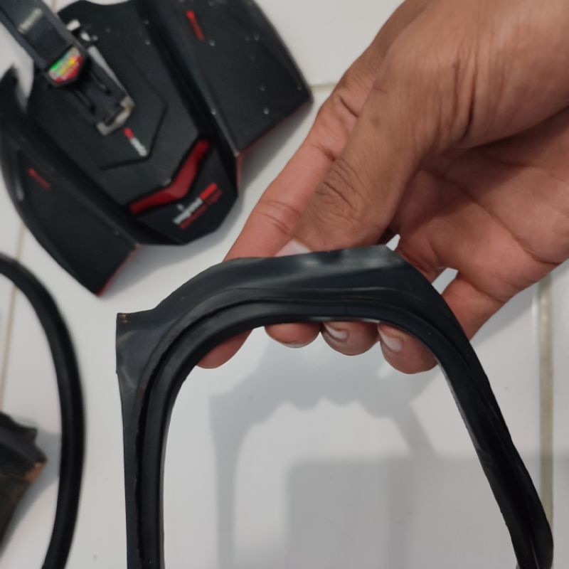 karet Lis list visor depan Helm NHK GP1000 Bekas Original Copotan