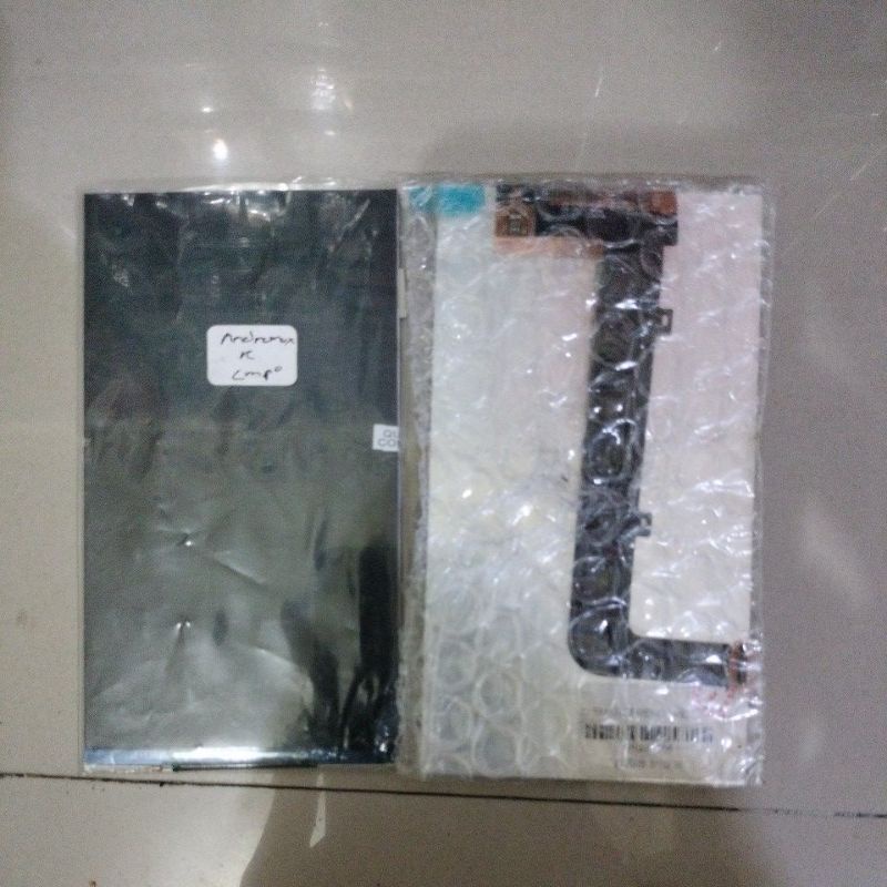 lcd andromax r