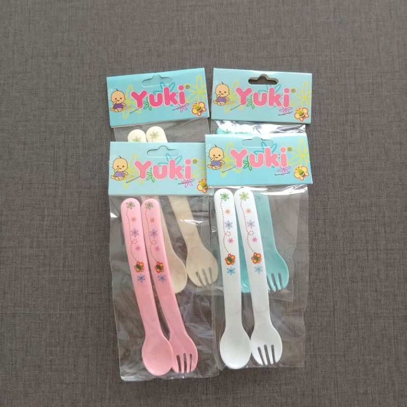 YUKI Set Makan Bayi Sendok Garpu Bentuk Melengkung