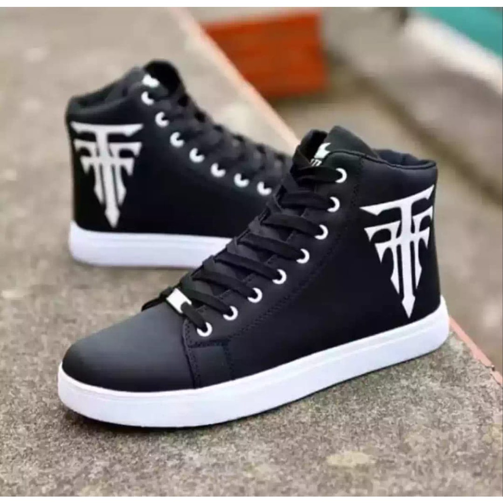 Sepatu Pria Boot Semi Trisula Sneakers Casual Putih Hitam Korean Japanese Style