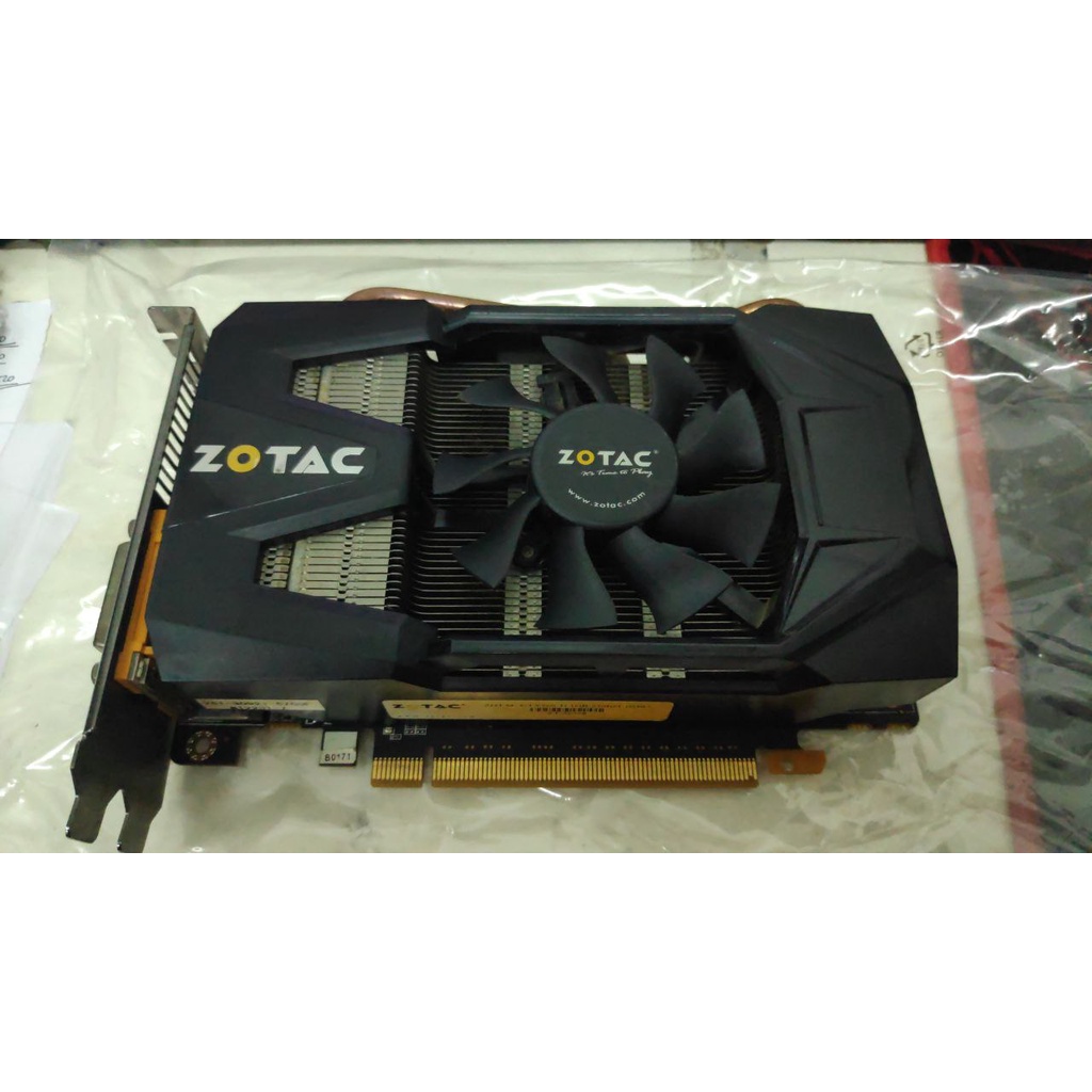 VGA ZOTAC GTX560Ti 1GB 256BIT DDR5 GTX 560 Ti 1GB 256BIT HDMI
