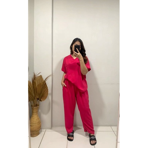 AVE Kelly Set Crinkle Oversize Wanita | Set Pocket Lengan Pendek Polos