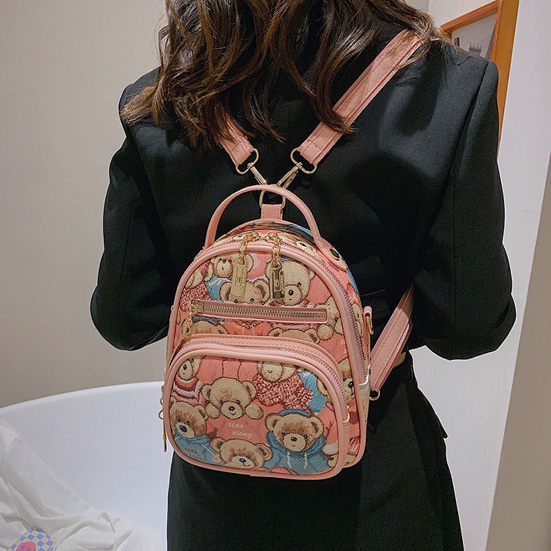 ❉Seraser Cute Bear Pink Ransel Wanita 2022 Baru Fashion Mini Kulit Lembut Tas Ransel Kecil Kasual All-Match Tas Sekolah Kecil