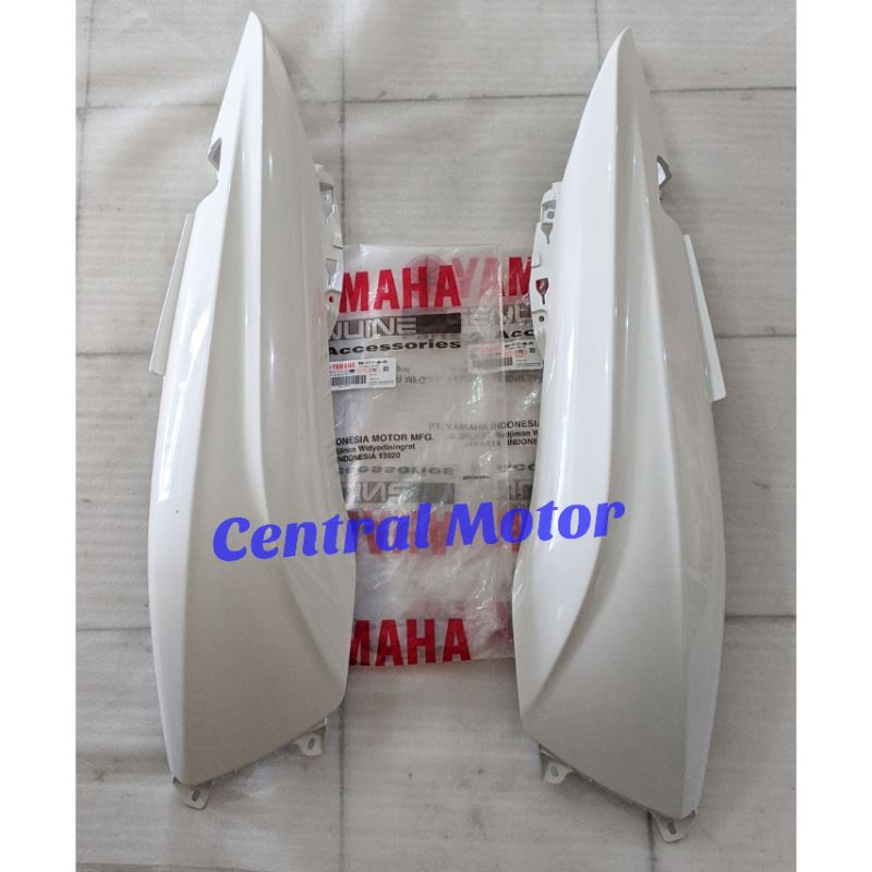 Cover Body Belakang Kanan Kiri Lexi Lexy Putih Metalik Glossy Kanan Kiri Sepasang Sayap Samping Bela