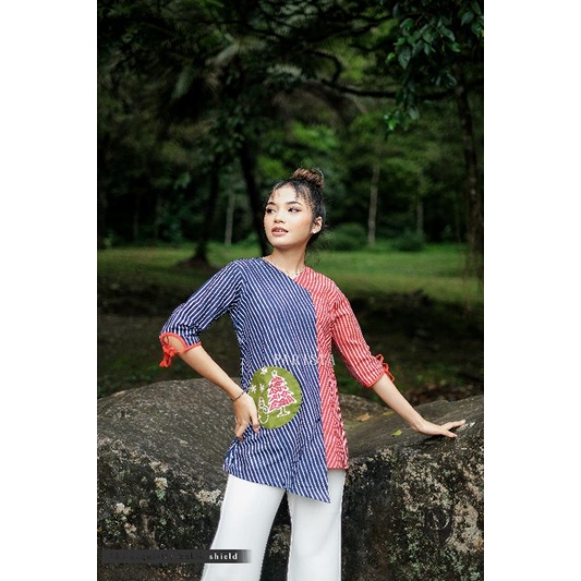 BATIK PARISYA - Natalia B00137, Baju Batik Wanita Atasan Batik Wanita Blus Batik Natal