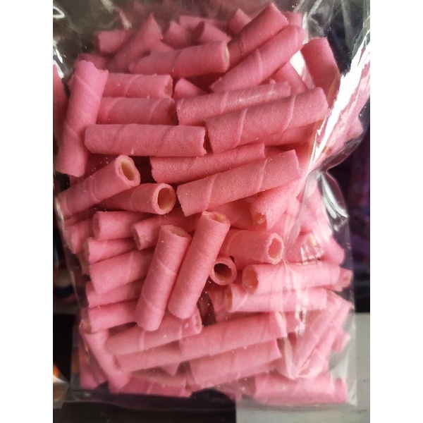 

Wafer Roll Stroberry Serba 10rb Cemilan Aneka Snack.dan Kue Kering Terlengkap