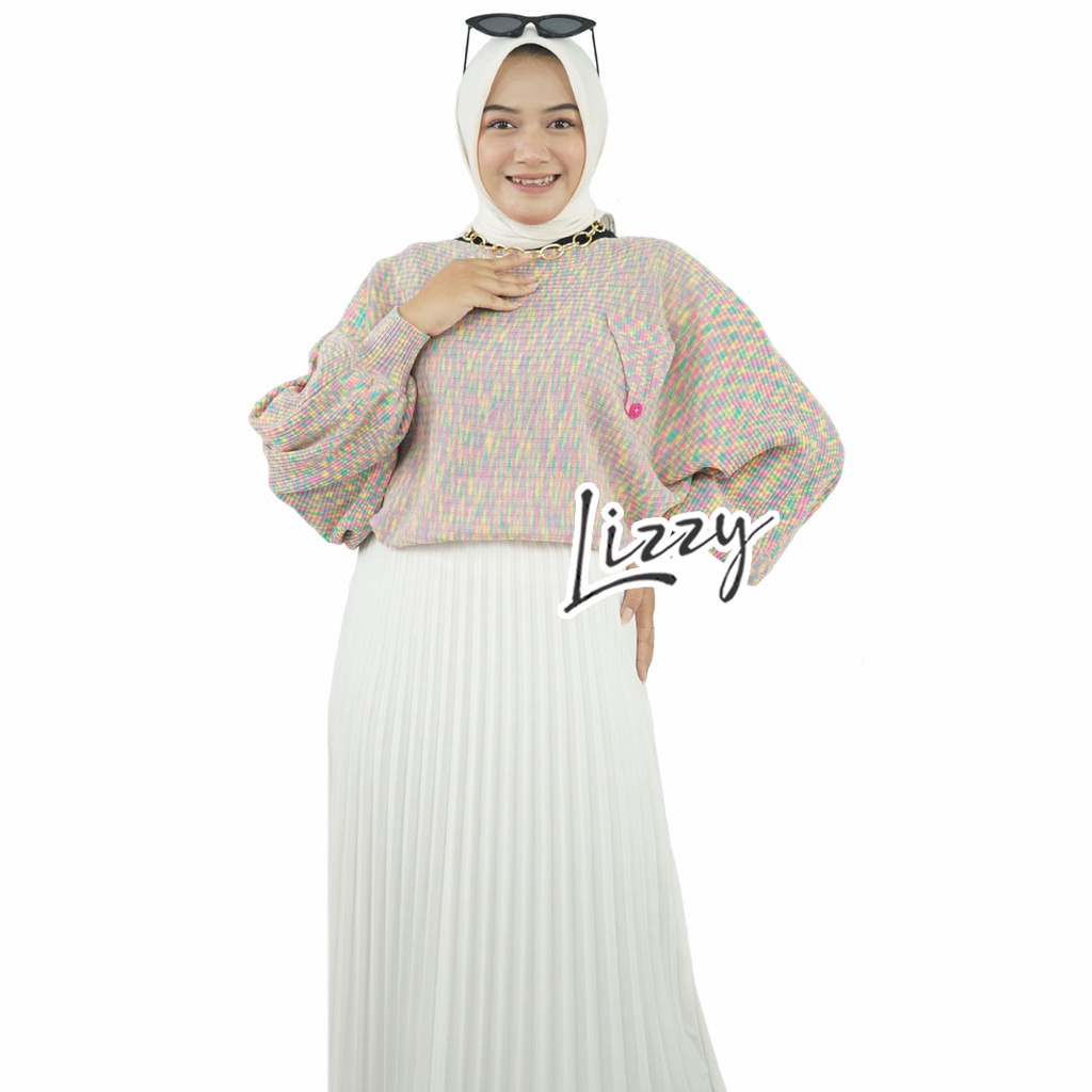 Lizzy - KARIN BATWING PREMIUM