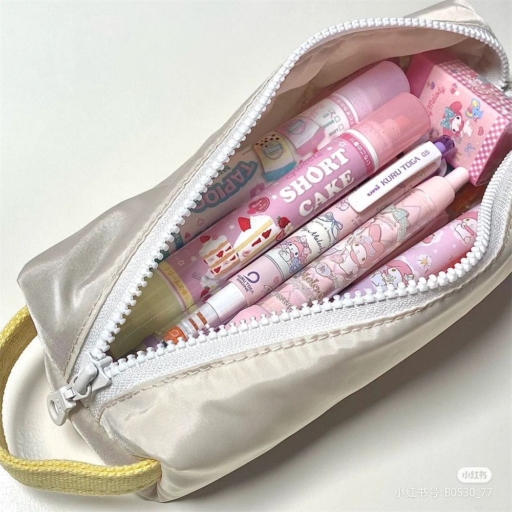 ♧☁  * Darah Merah * Xiaohongshu dengan Krim Bernilai Tinggi Yang Sama Kotak Pensil Persegi Kecil Kecil Segar Tas Alat Tulis Tas Penyimpanan Alat Tulis