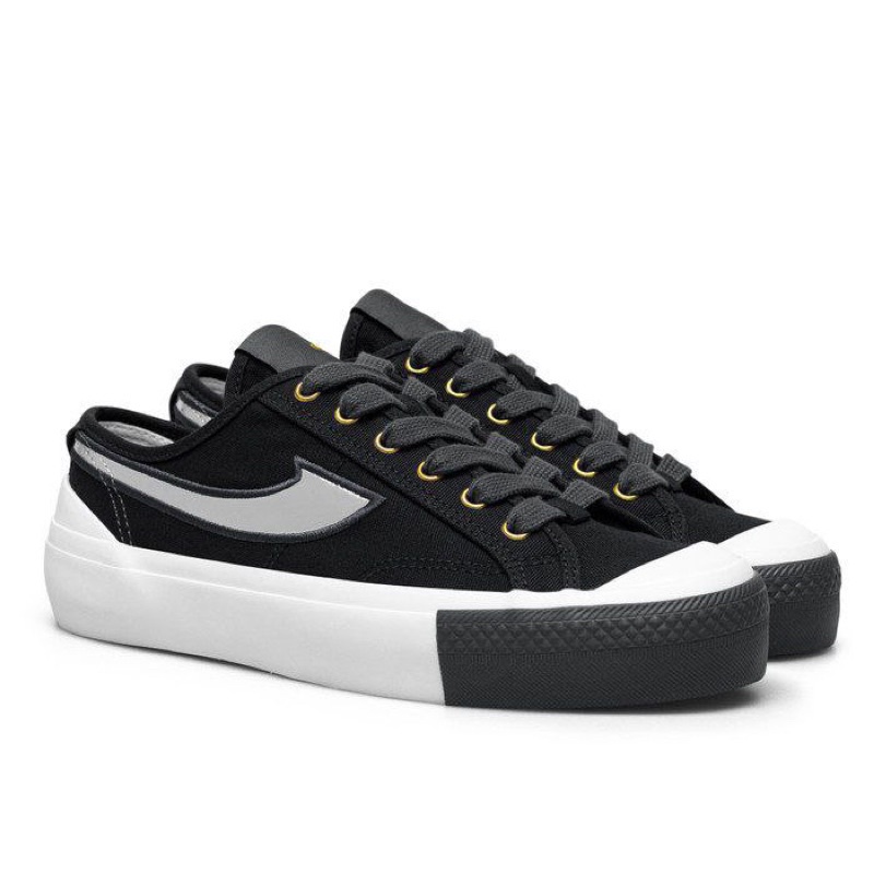 sepatu compass proto lite