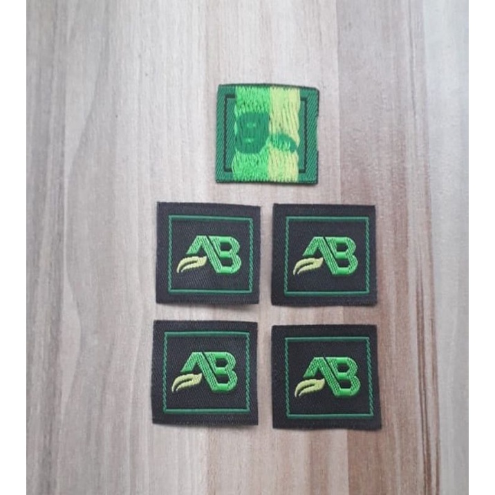 

label baju woven ukuran 2.5cm x 2.5cm